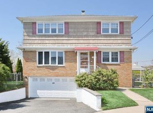 519 Anthony Ct, Lyndhurst, NJ 07071