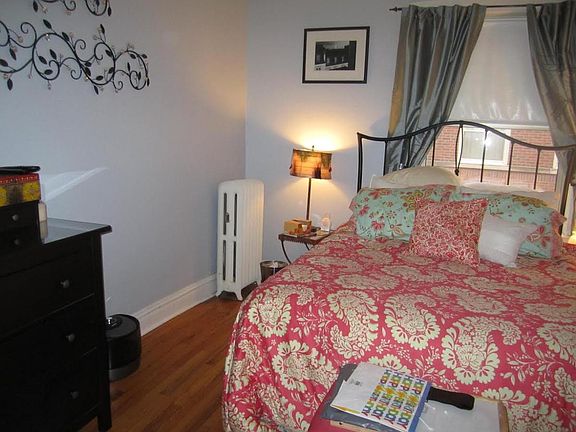 2nd image of 242 S Maple Ave #1/22N