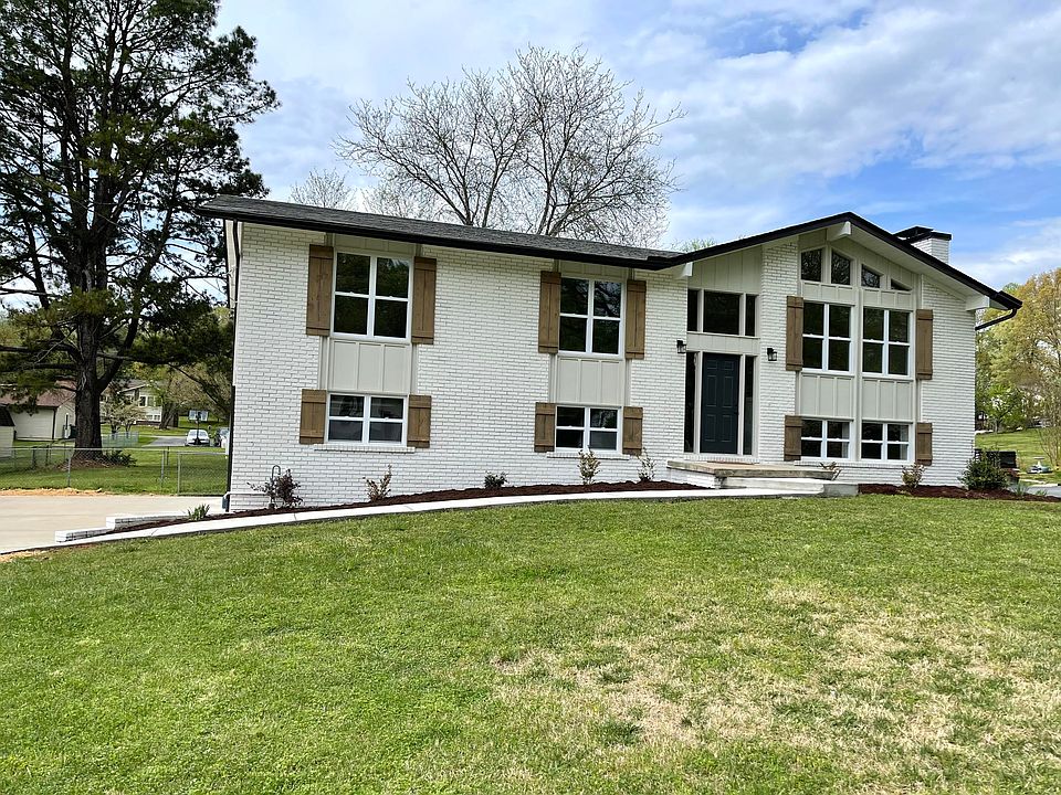 1st image of 1115 Viking Dr