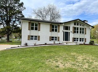 1115 Viking Dr, Knoxville, TN 37932