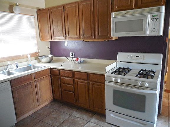 5th image of 153 Nanti St