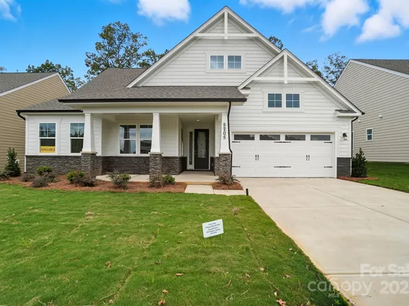 5205 Raging Creek Dr, Indian Trail, NC 28079