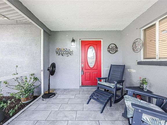 4th image of 1705 SE 19th LN