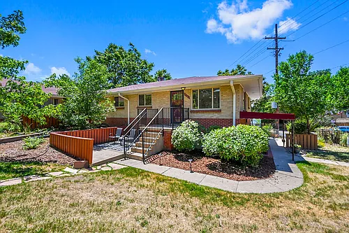 3286 W Fairview Pl Photo 1
