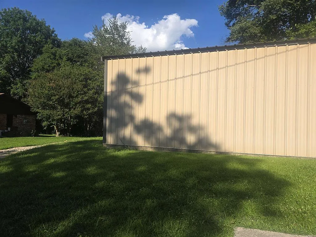 414 Cole Drive - 1 — Photo 2