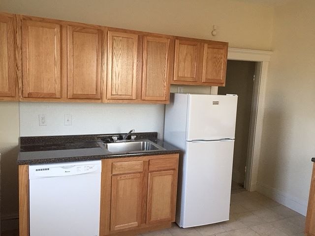 1st image of 9 Egremont Rd APT 11