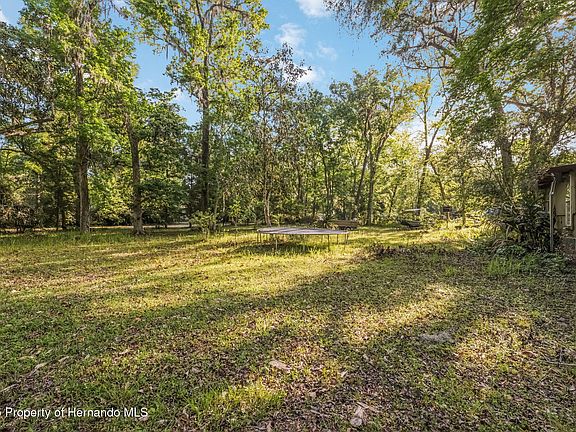 3rd image of 19460 McCloy Cir