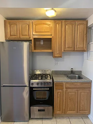 Rented by Compass | media 19
