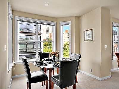 Bay Windows-Dining Room