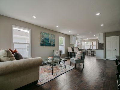 324 Chicago St, Racine, WI, 53405