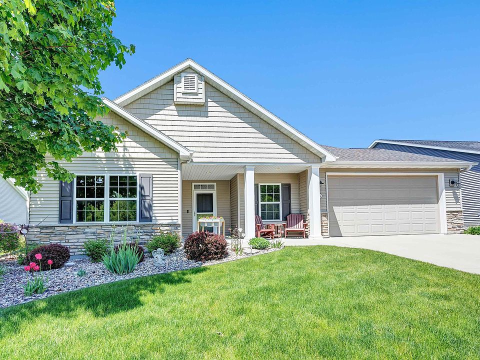 1st image of 1616 Oak Hollow Ln