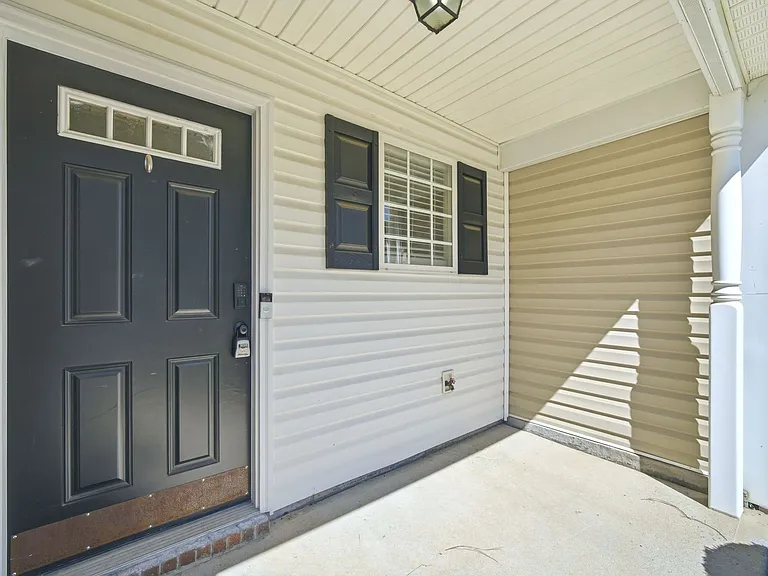 11112 Saintsbury Pl — Photo 5