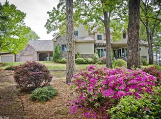 180 Hillside Pl, Hot Springs, AR 71901