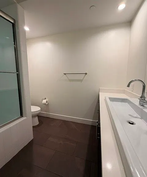 1400 N Fuller Ave #8 — Photo 26