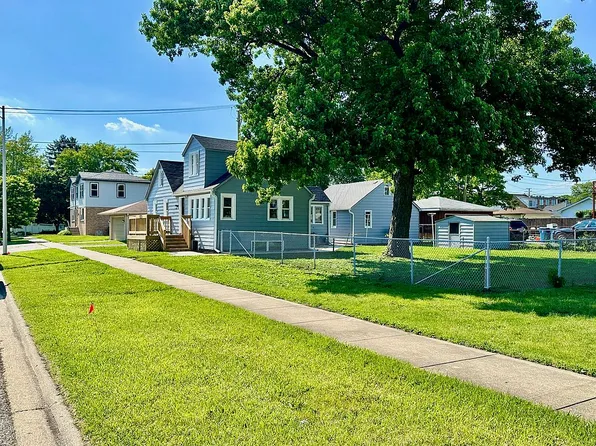 9548 Merrimac Ave, Oak Lawn, IL 60453