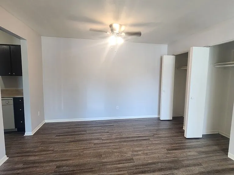 Foxfire West Apartments — Photo 18