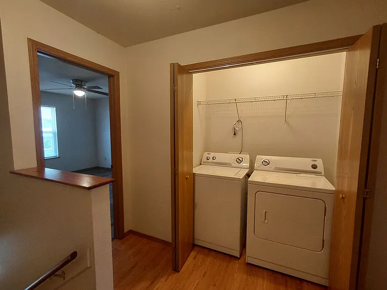 20304 Skyview Dr — Photo 9