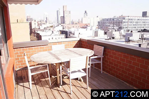 Rented by APT212 INC | media 10