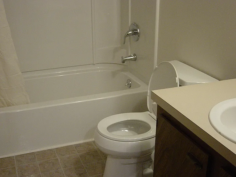 1678 Hightower Dr — Photo 9