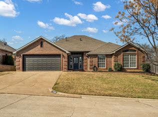 7905 Ember Oaks Dr, North Richland Hills, TX 76182