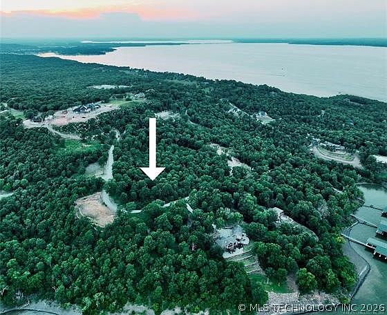 1st image of 306 Stone Ridge Rd