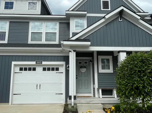 8905 Barrington Ln, Jenison, MI 49428