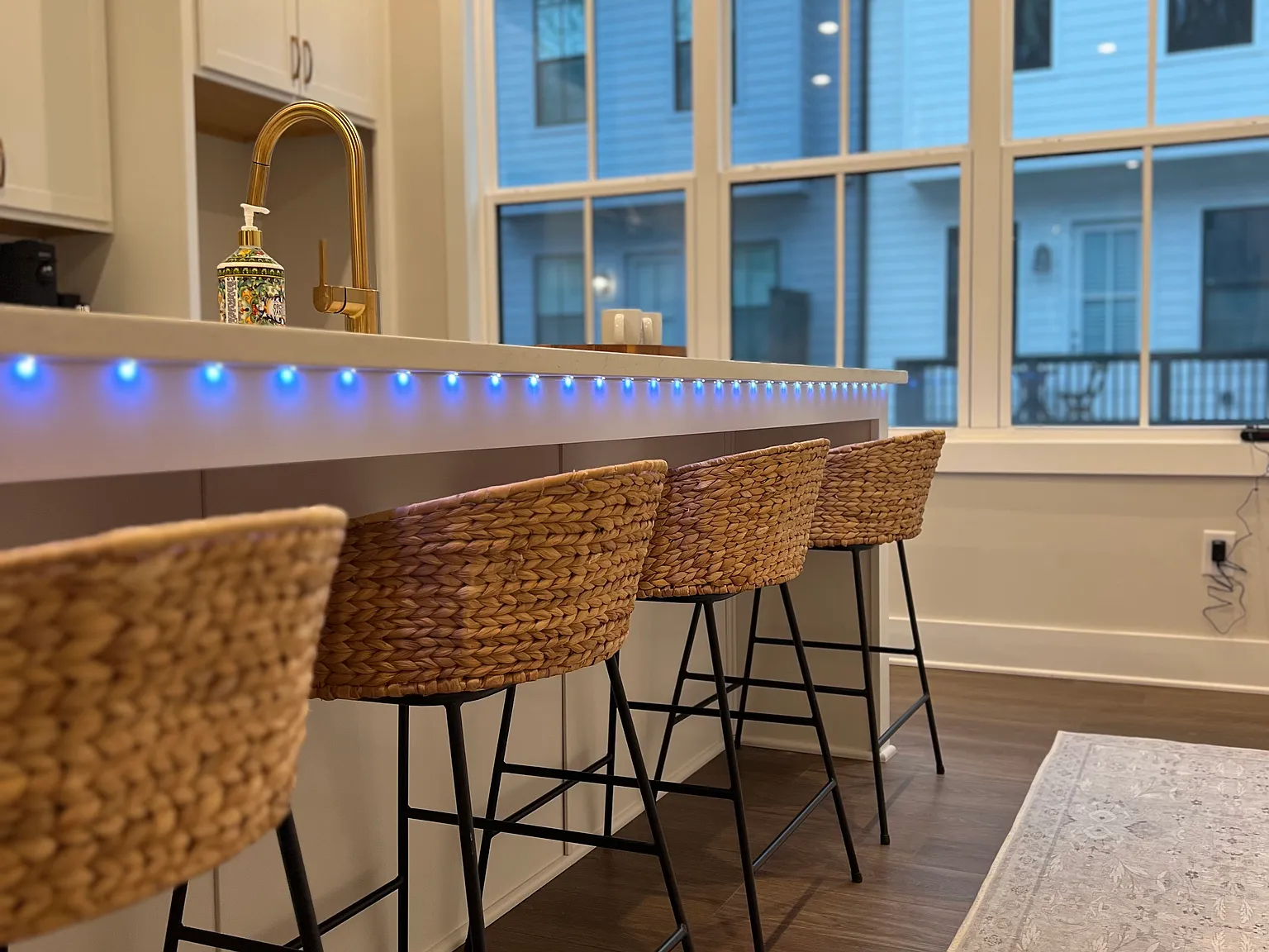 2 bed, 1268 sqft, $3,200 — Photo 3