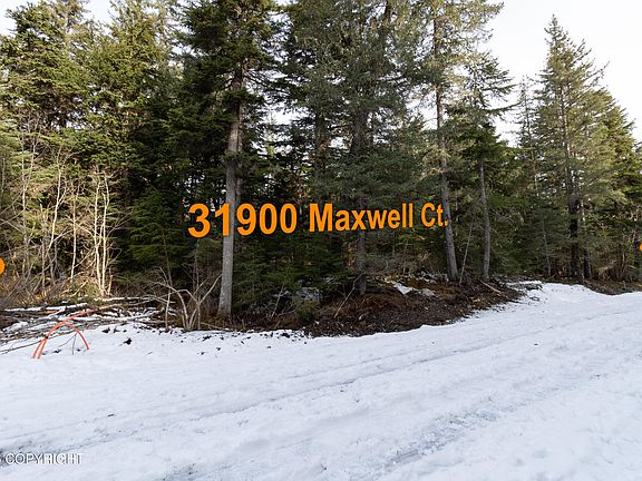 5th image of 31900 Maxwell Ct