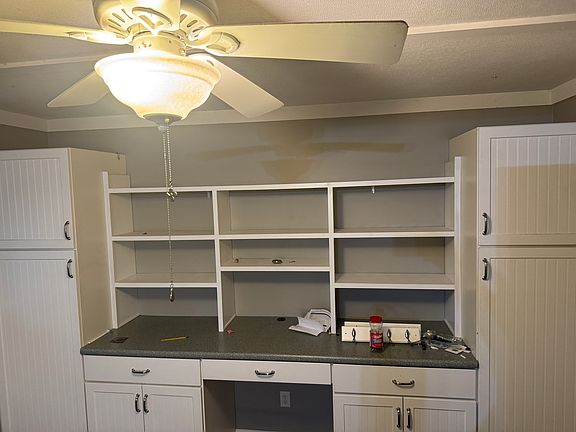 2nd image of 20 Chesapeake Ct