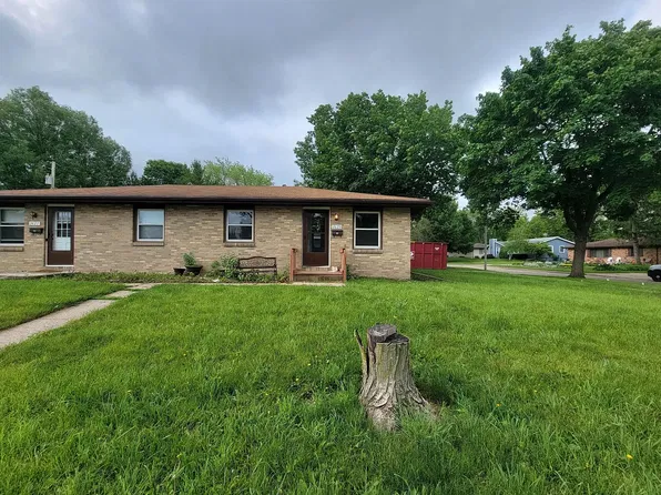 1623 NW 4th St #1, Ankeny, IA 50023