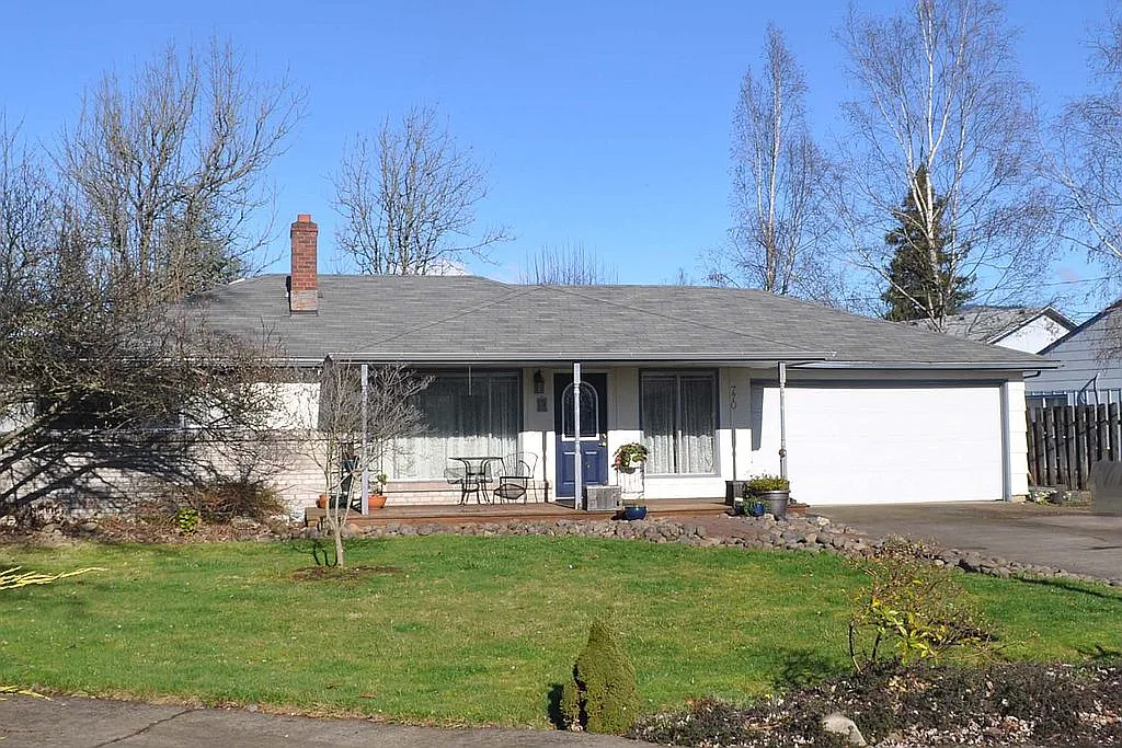 770 Meadowvale Ct photo 1