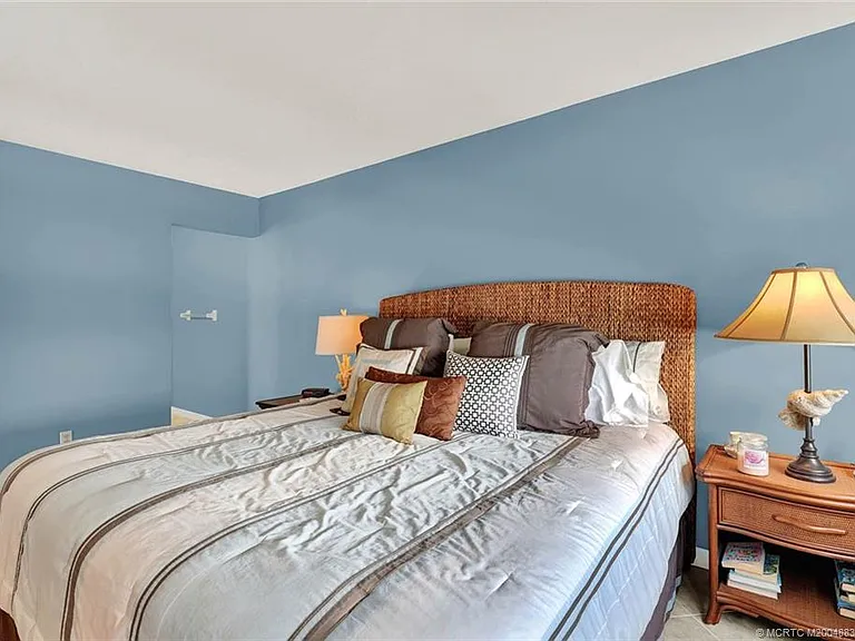 10044 S Ocean Dr #907 — Photo 30