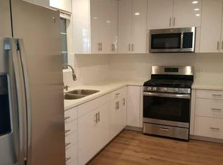 3030 Wellington Rd, Los Angeles, CA 90016