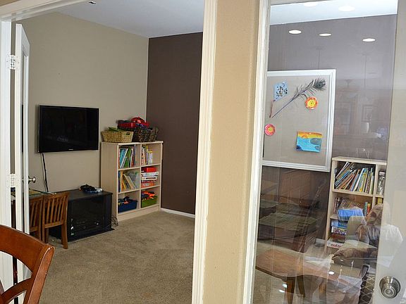 3rd image of 3735 Deerlodge Cir