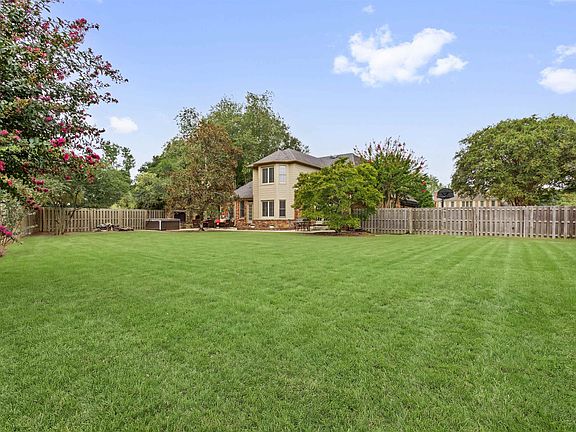 4th image of 2667 Dibrell Trail Dr
