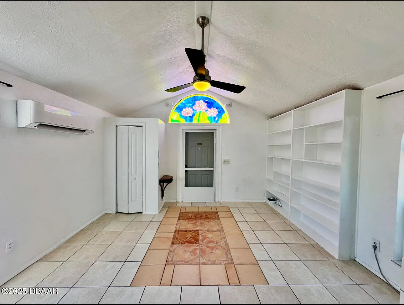 Studio, 1.0 bath, 320 sqft, $1,150 — Photo 4