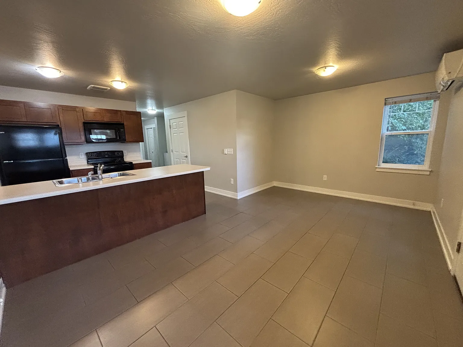 S 3rd St. W - 1745-102 — Photo 1