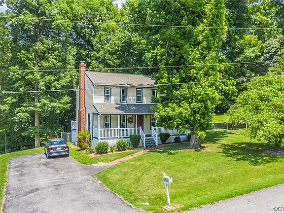2nd image of 1201 Lemonwood Dr