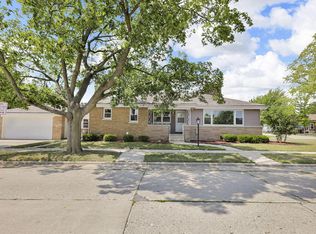 7506 33rd Ave, Kenosha, WI 53142