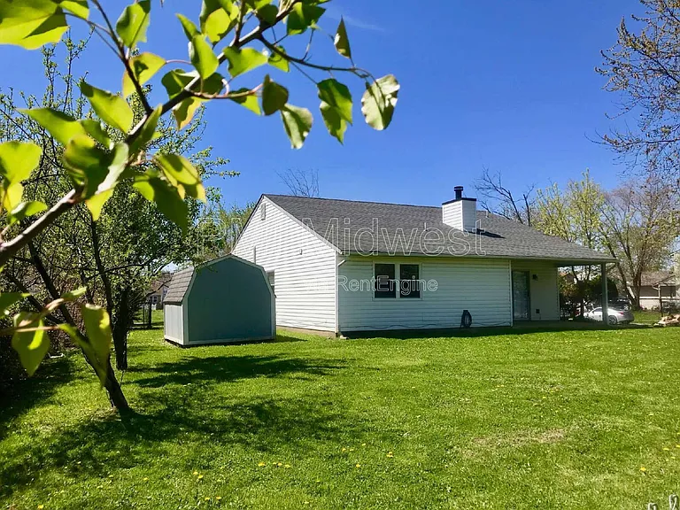 3215 Keystone Lakes Way — Photo 52