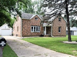 122 Pierce St, Arlington, WI 53911