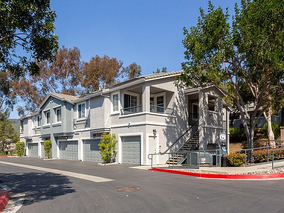 4th image of 10918 Evening Creek Dr E #32