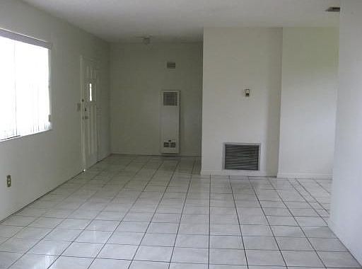 3rd image of 2010 NW 184th St