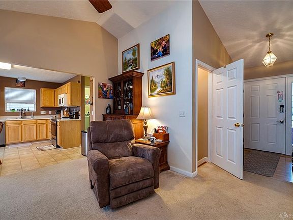5th image of 7885 Summerlin Blvd