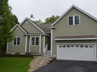 6 Dock Ln #B, Salisbury, MA 01952