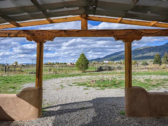 2nd image of 56 Las Animas Rd