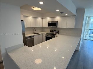 851 Three Islands Blvd APT 512, Hallandale Beach, FL 33009