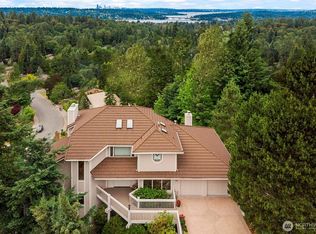 4811 Somerset Dr SE, Bellevue, WA