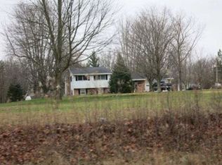 8353 E Us Highway 40, Cambridge City, IN 47327