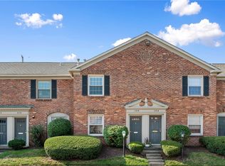 106 Jamestown Ct, Pittsburgh, PA